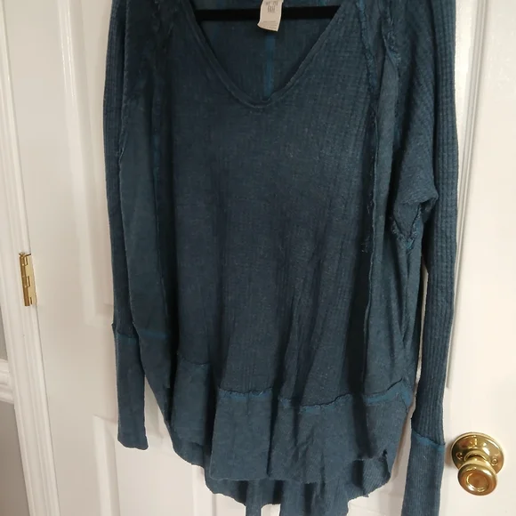 We The Free Catalina Thermal Top Free People Teal Size L Boho Oversized Casual - Picture 4 of 10